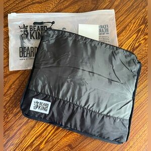 NEW Beard King Beard Bib Apron w/Packing Pouch - Men's Hair Catcher for Shaving